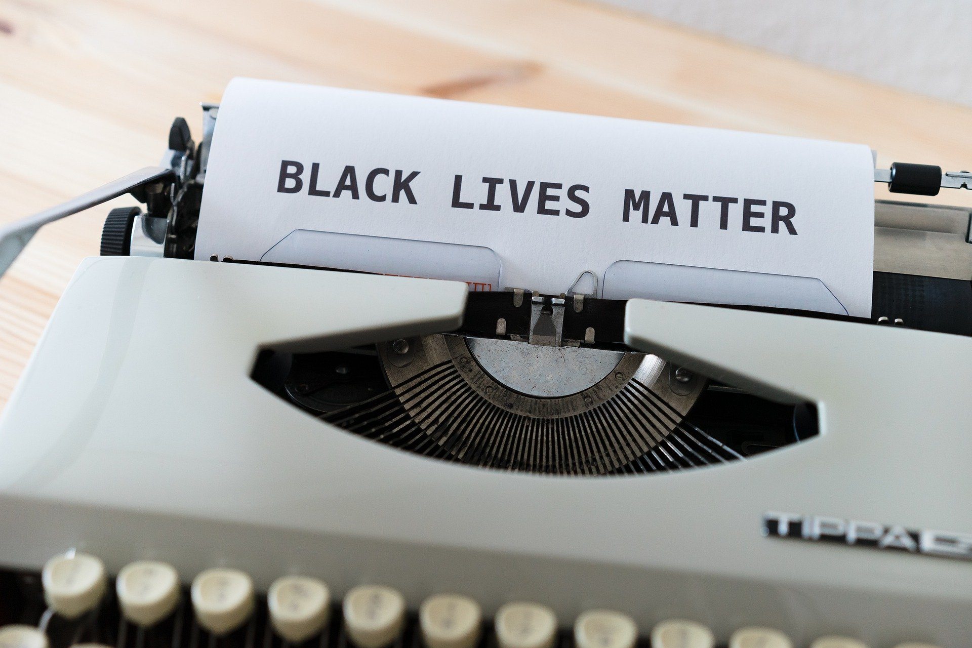Lee más sobre el artículo Las marcas y su relación con movimientos como el #Blacklivesmatter